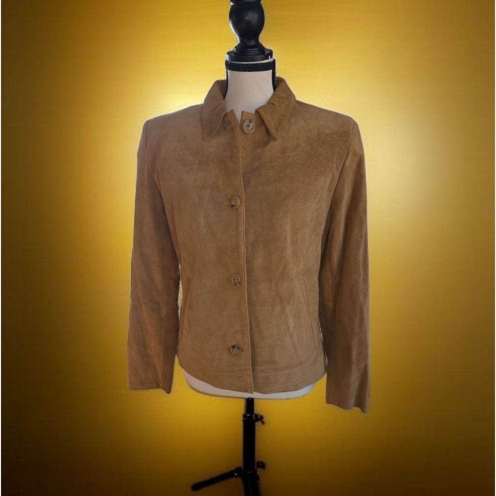 Jim & MaryLou Suede Button Down Jacket in Medium